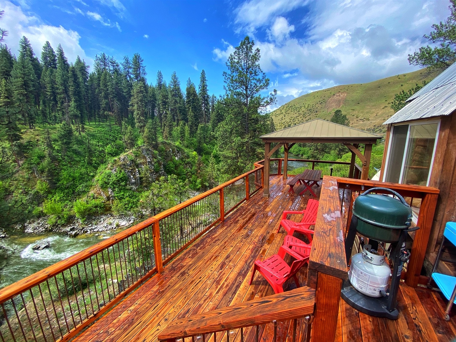 Awesome Views of the Southfork Payette, Hot Tub and Room to Roam