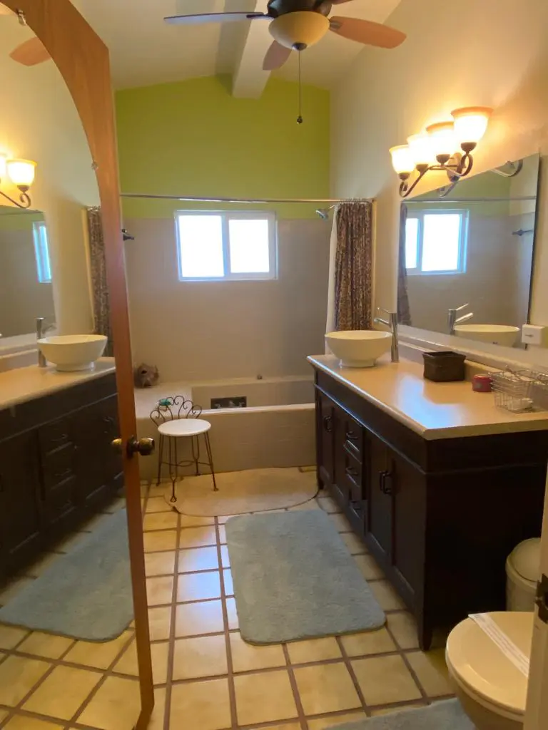 Bahia 189 Top. ¨Chip`s Place¨