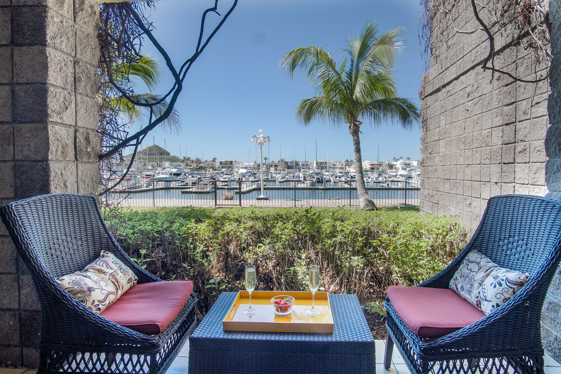 Condo 6 - Nice Condominium in Marina Real