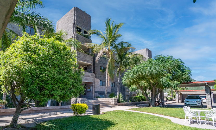 Condo 6 - Nice Condominium in Marina Real