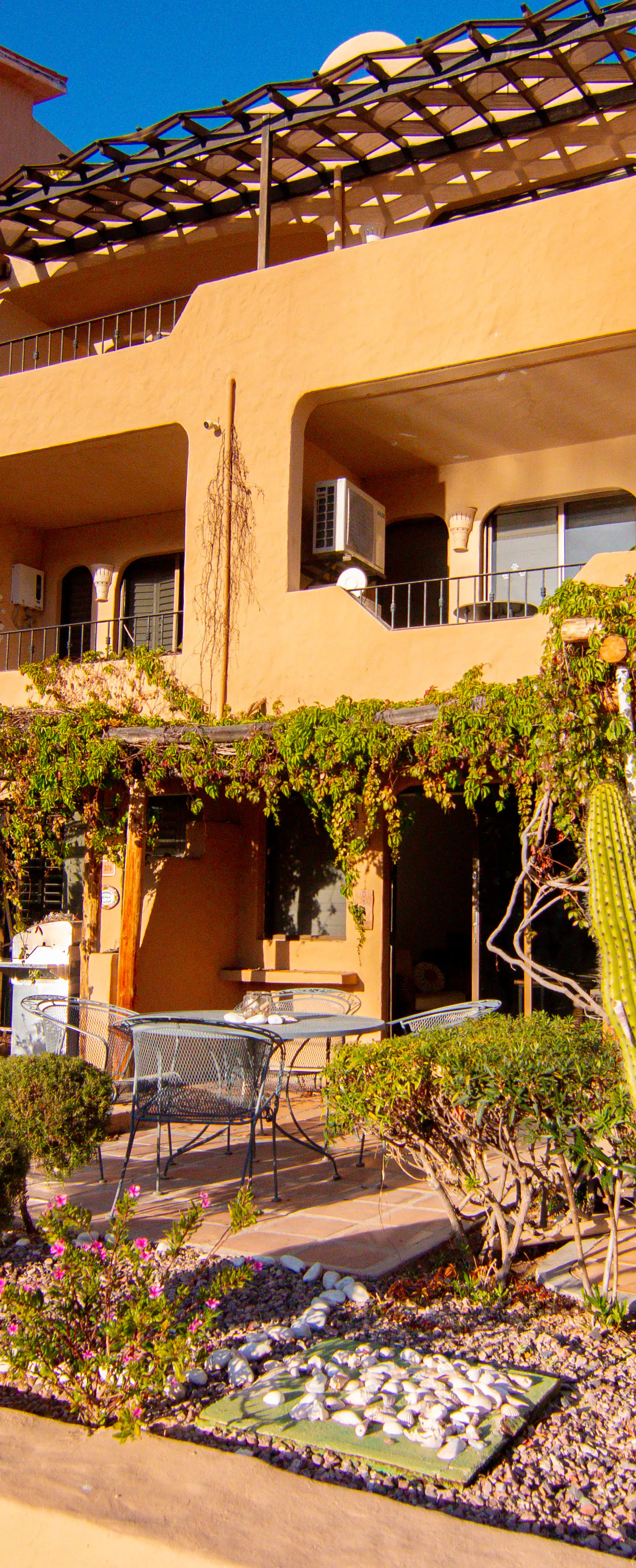 Las Glorias Las Glorias 105