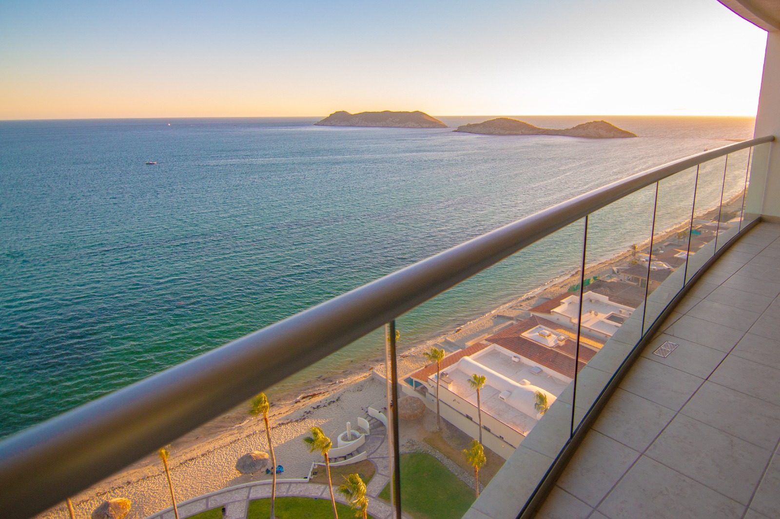 Playa Blanca Condo 1208