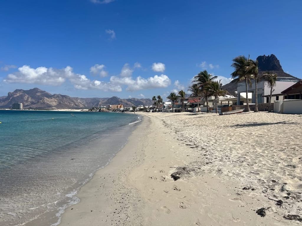 Breezy Blue 4BR: Private Pool & Steps to Sand house