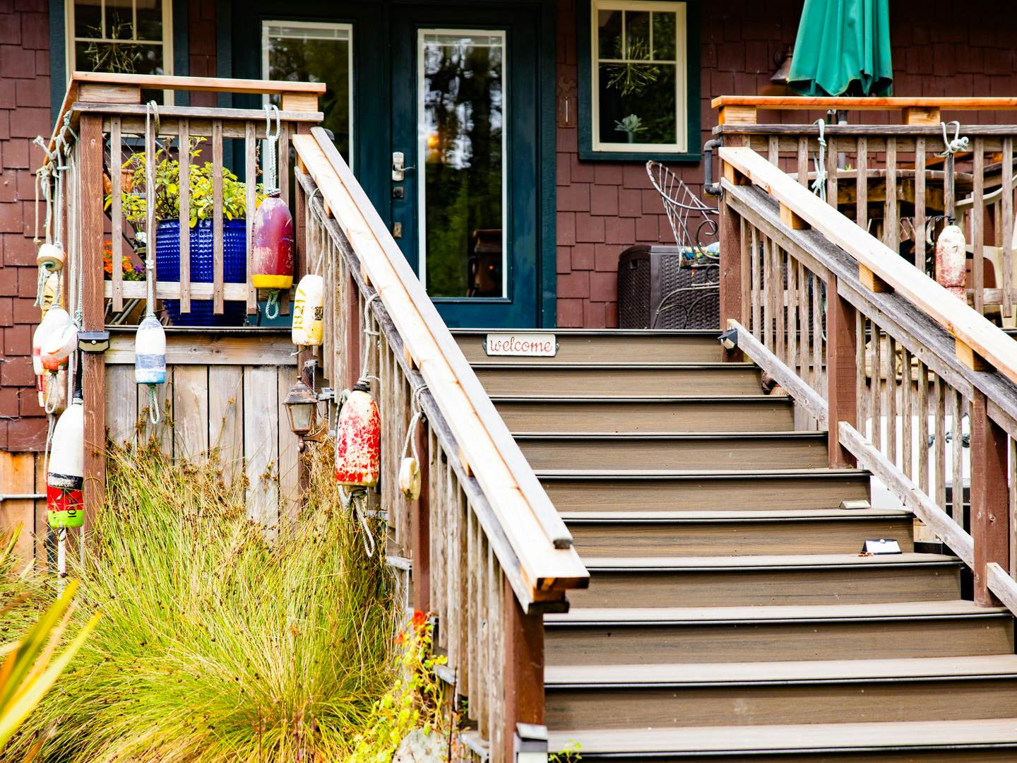 Scotty Point Cabin on the Bluff