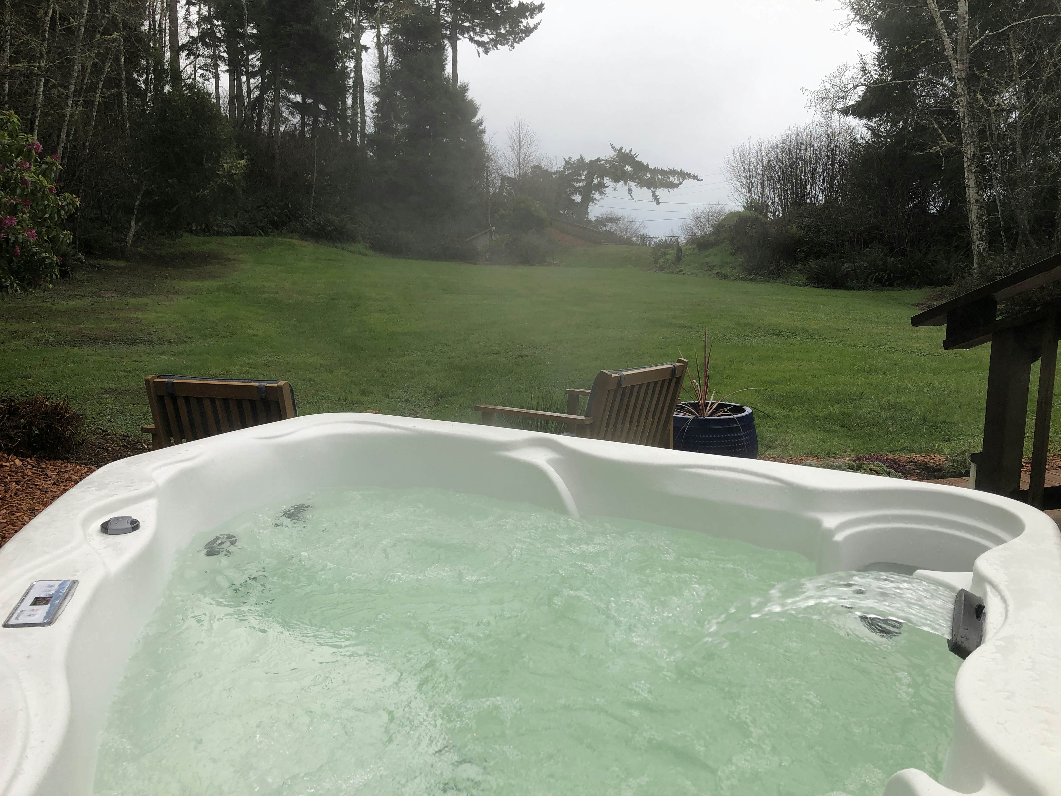 Scotty Point Cabin on the Bluff