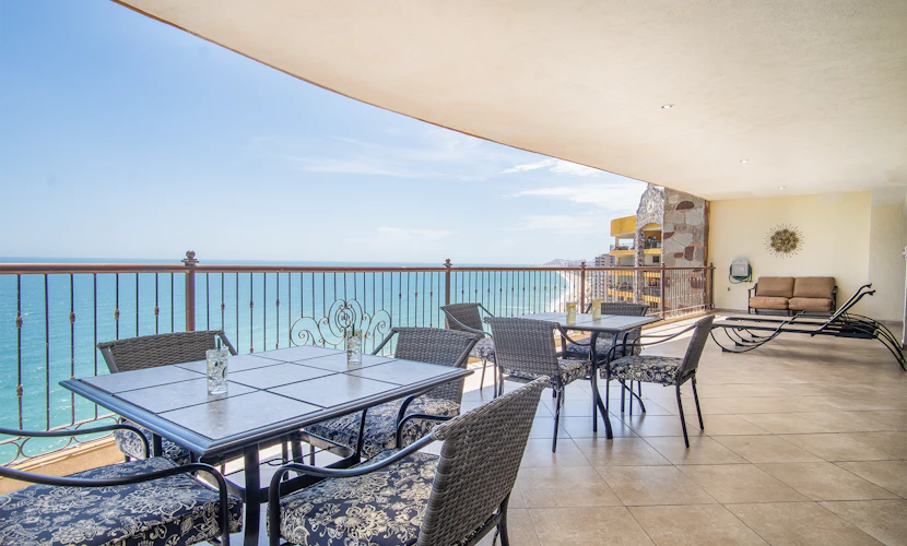 WEEKDAY SPECIAL! Sonoran Sky 1401 Shore Beats Work/Spacious Oceanfront Condo