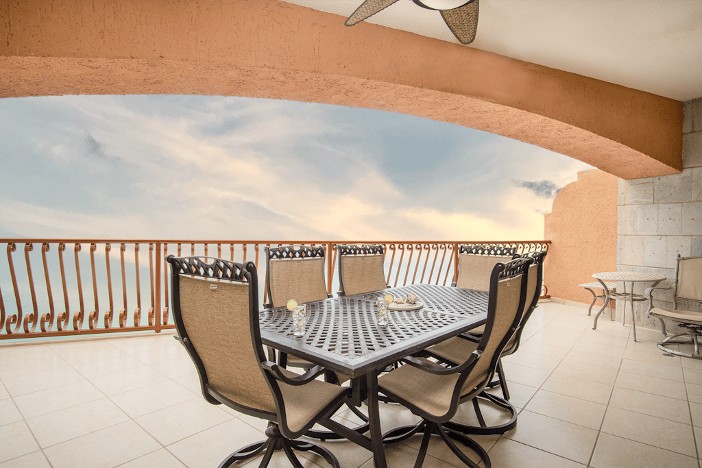 Sonoran Sun E-1003 Sun Shinning Stay Retreat Large Patio Spacious Ocean Front Condo