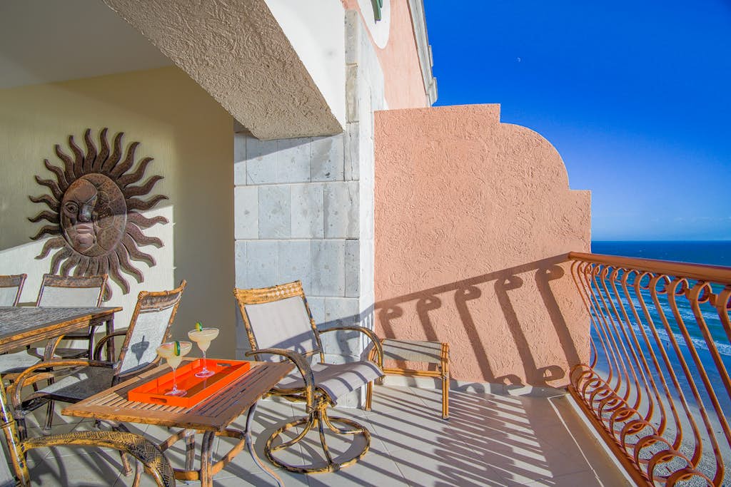 Sonoran Sun E-1005 Sunrise Perch Penthouse Nice Decor Large Patio Ocean Front Condo