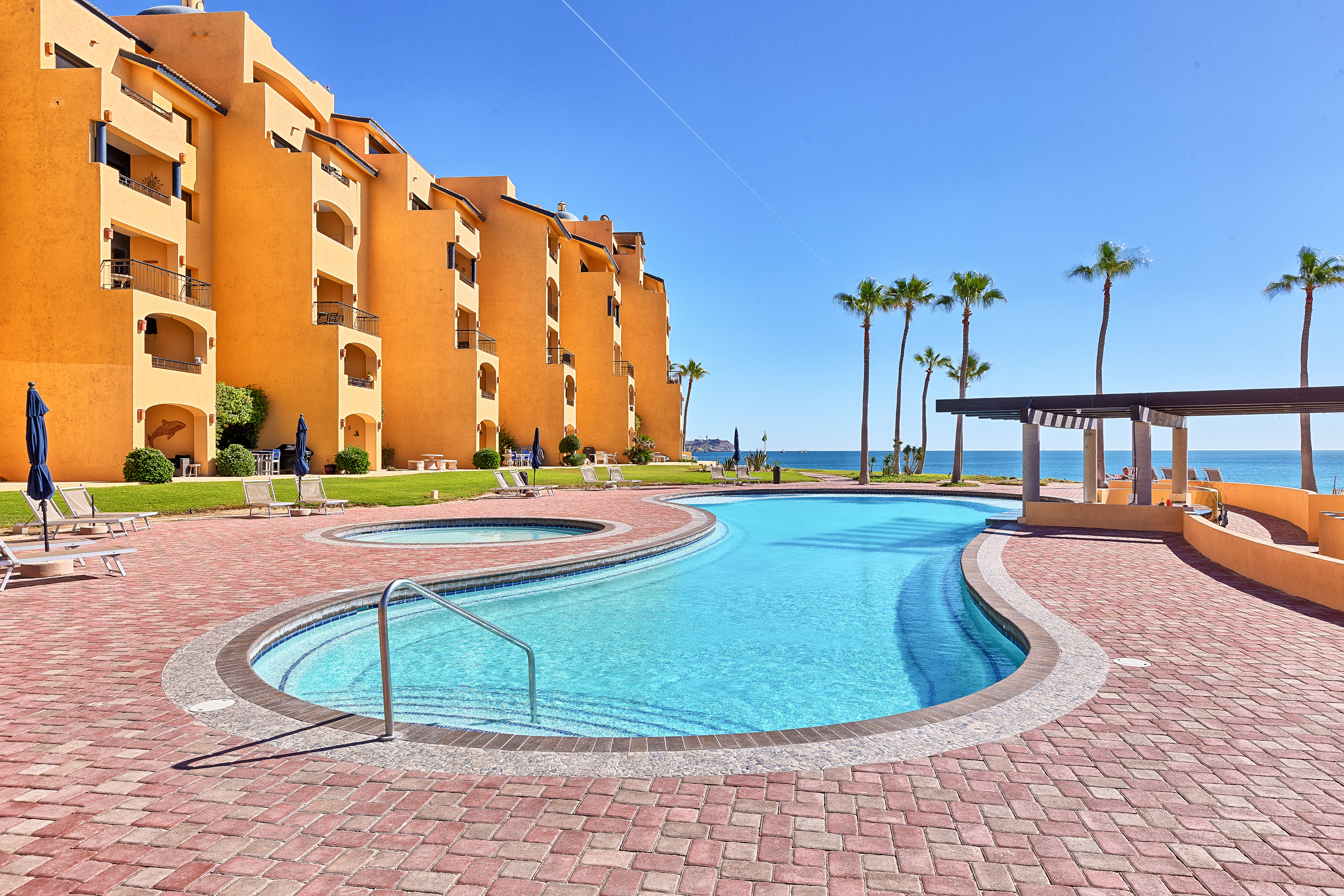 Princesa Resort B-207 Beach Blessing Retreat  Ocean View Well Furnished Condo