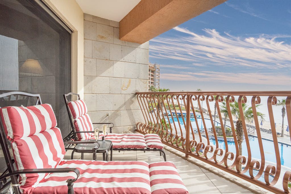 Sonoran Sun W-305 Paradise-N-Sun Relaxing Getaway Ocean Front Condo