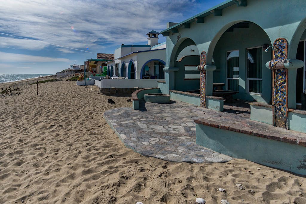 Sabor a la Vida Storybook Oceanfront Home @ Las Conchas