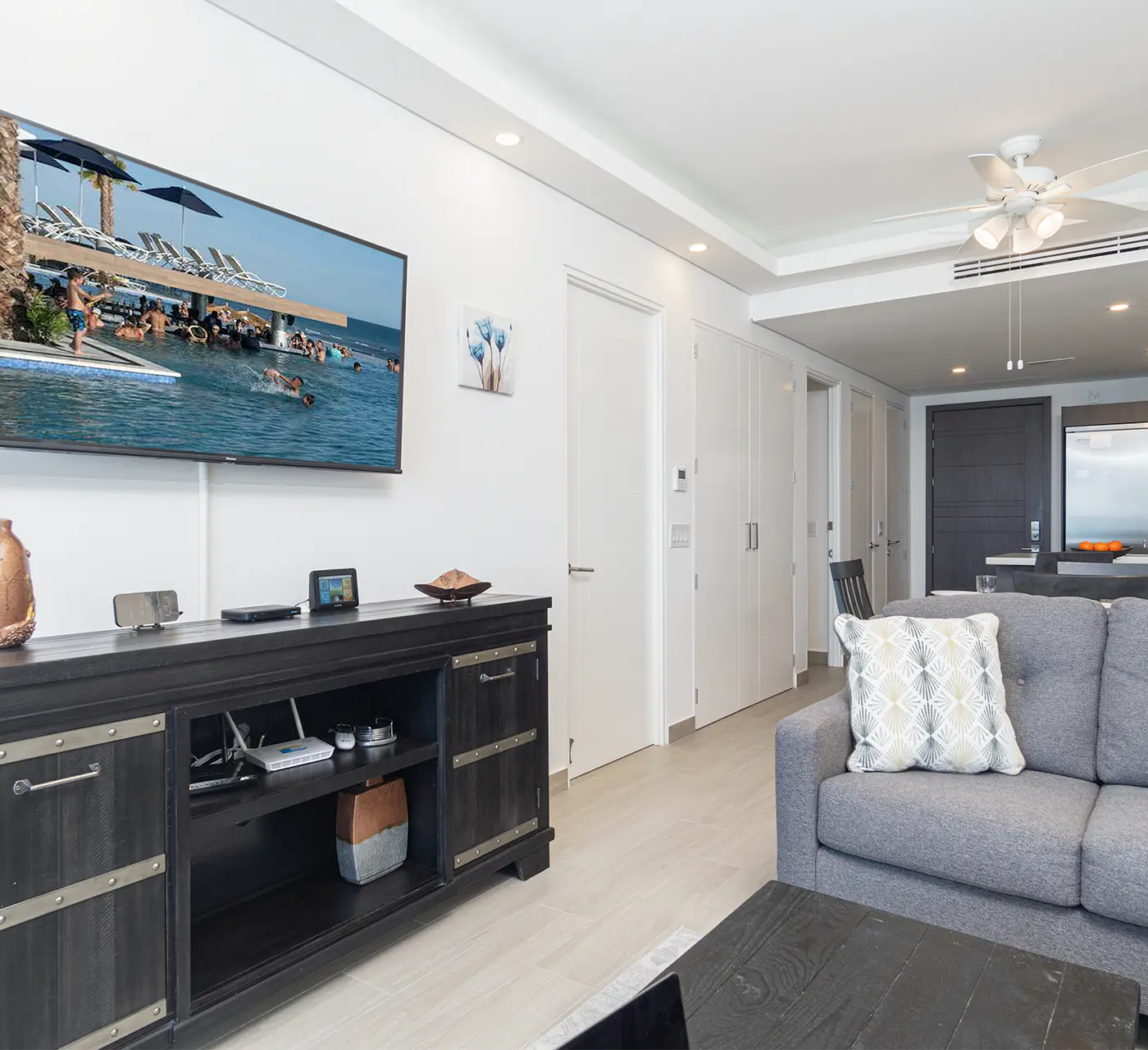 Encantame Towers Velero 1203