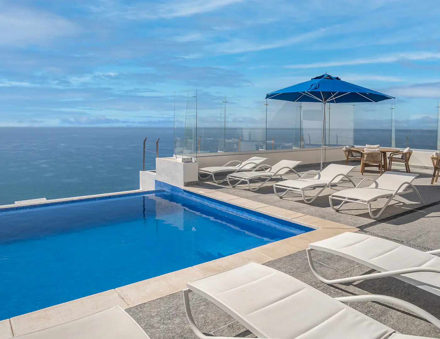 Encantame Towers Velero 1203