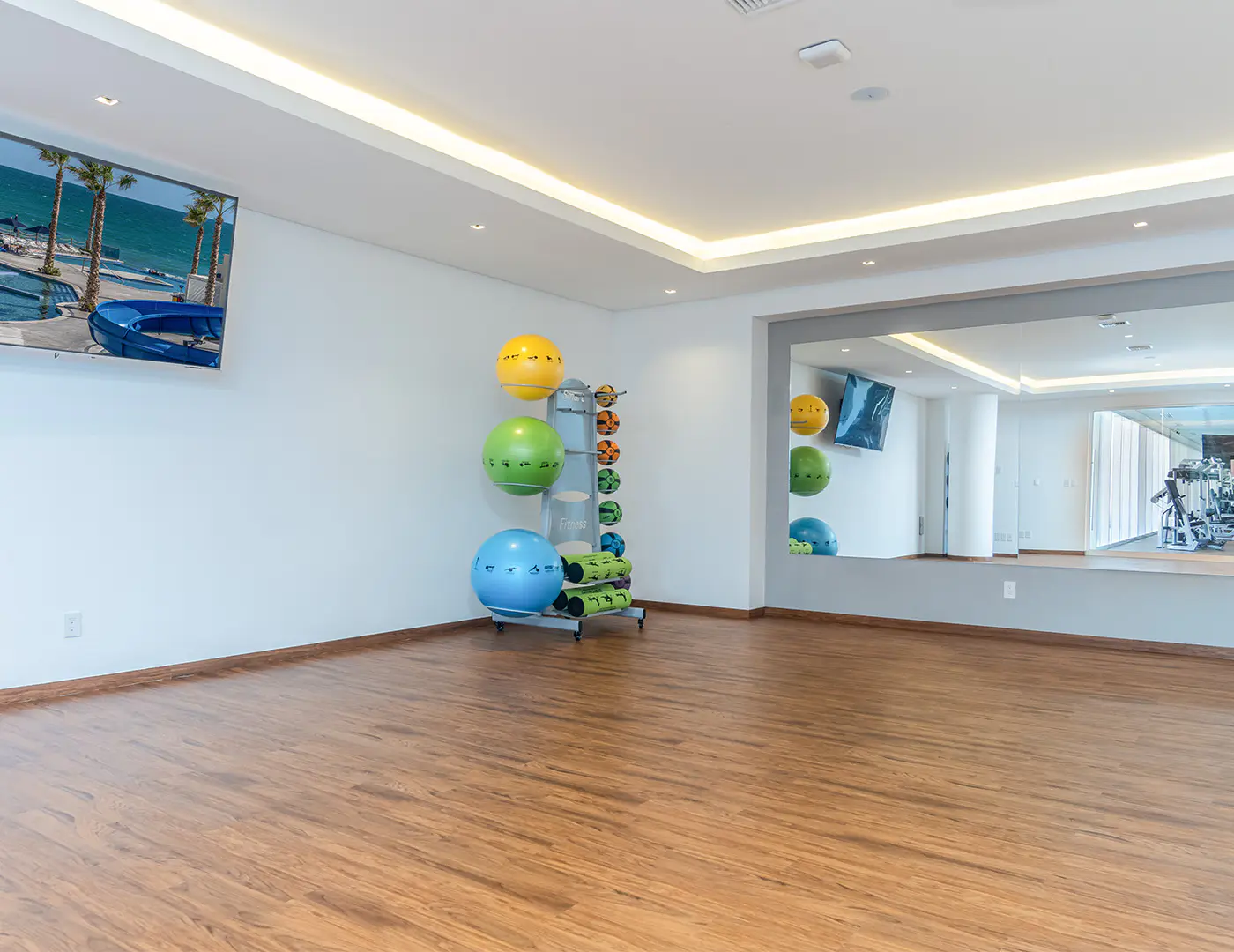 Encantame Towers Velero 1203