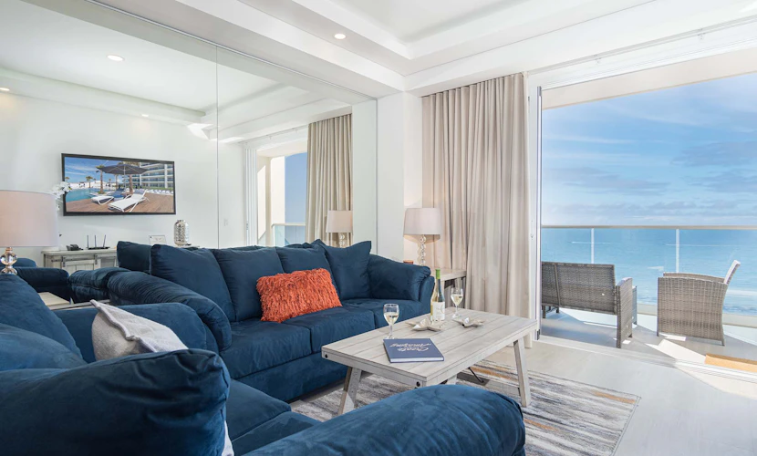 Splash in New Lazy River/Stay in Modern Luxury Encanatmae 703