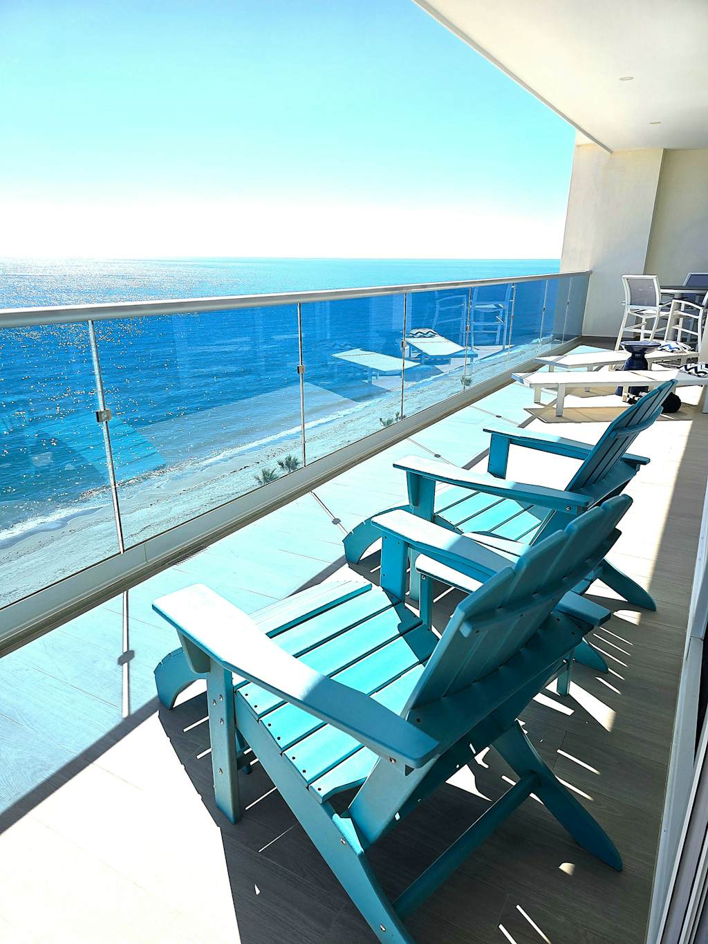 Beach Front Condominium Encantame Velero 905