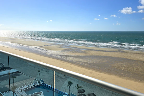 Beach Front Condominium Encantame Velero 905