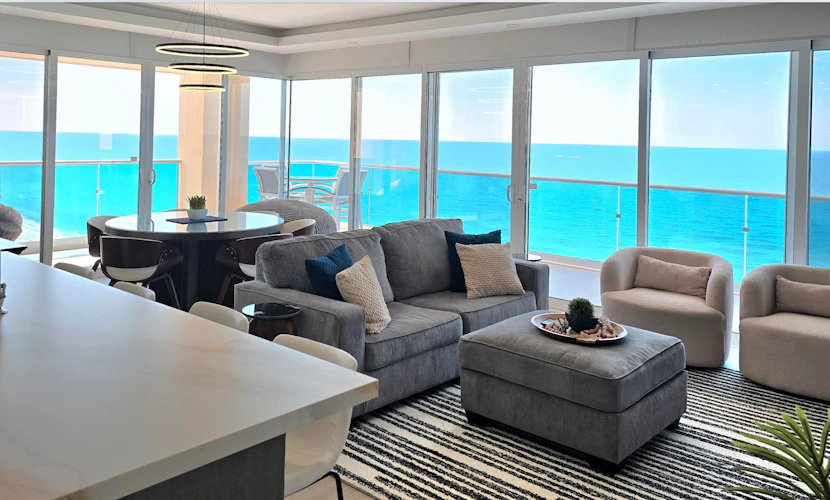 Beach Front Condominium Encantame Velero 905