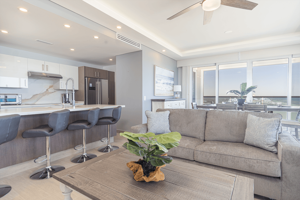 *Breathtaking* 2 BR 2.5 Bath Corner Beach Front Condominium Encantame 505