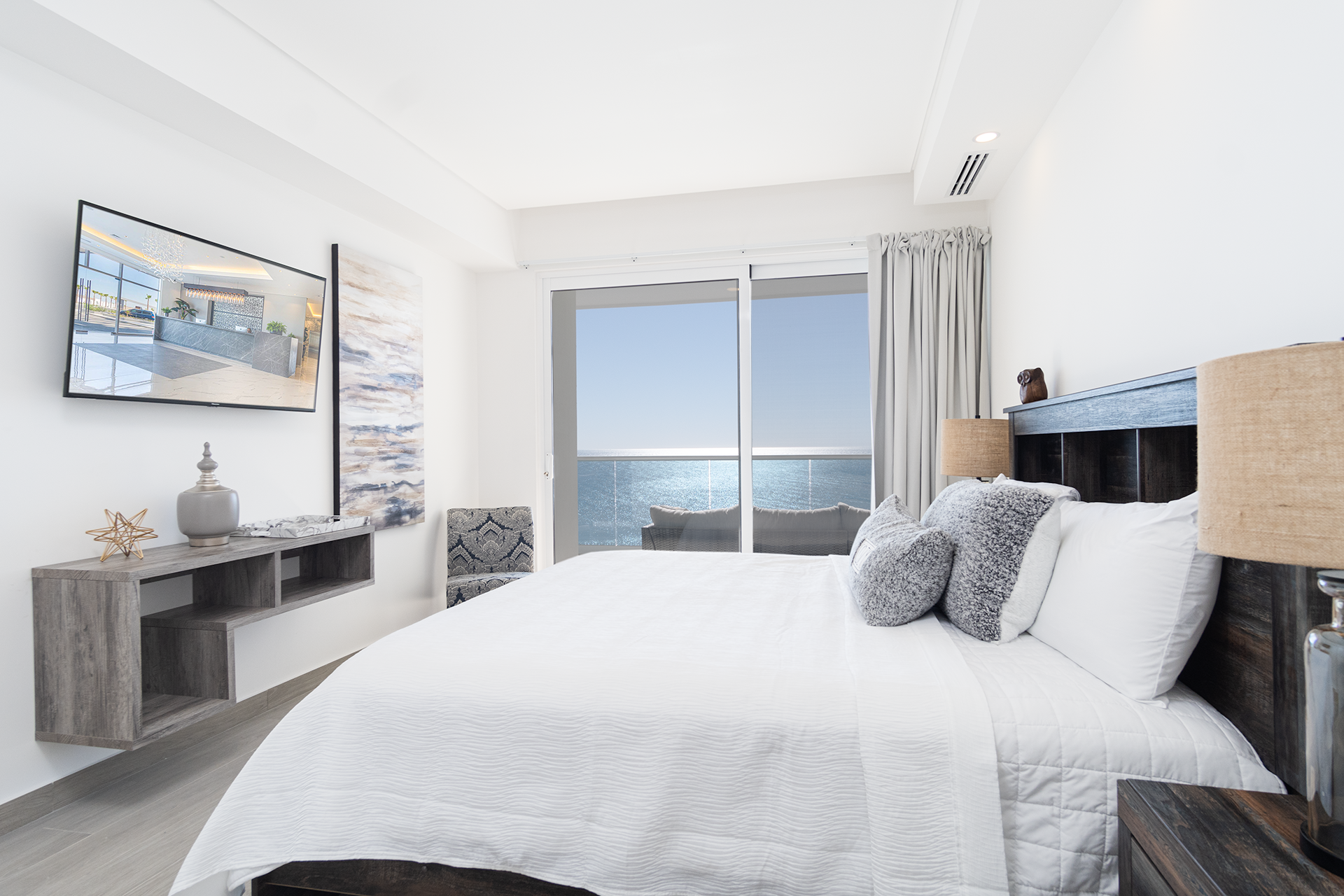 Amazing 2 bedroom Beach Front Condominium at Encantame C1102