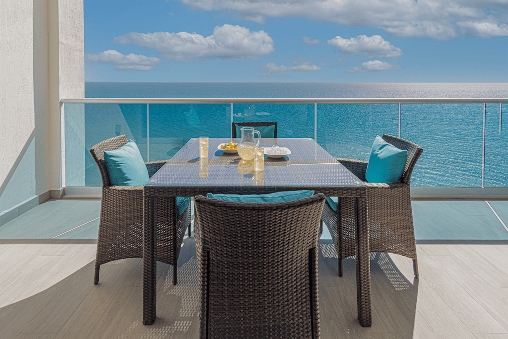 Splash in The New Lazy River and Sleep In Luxury Encantame Velero 1103