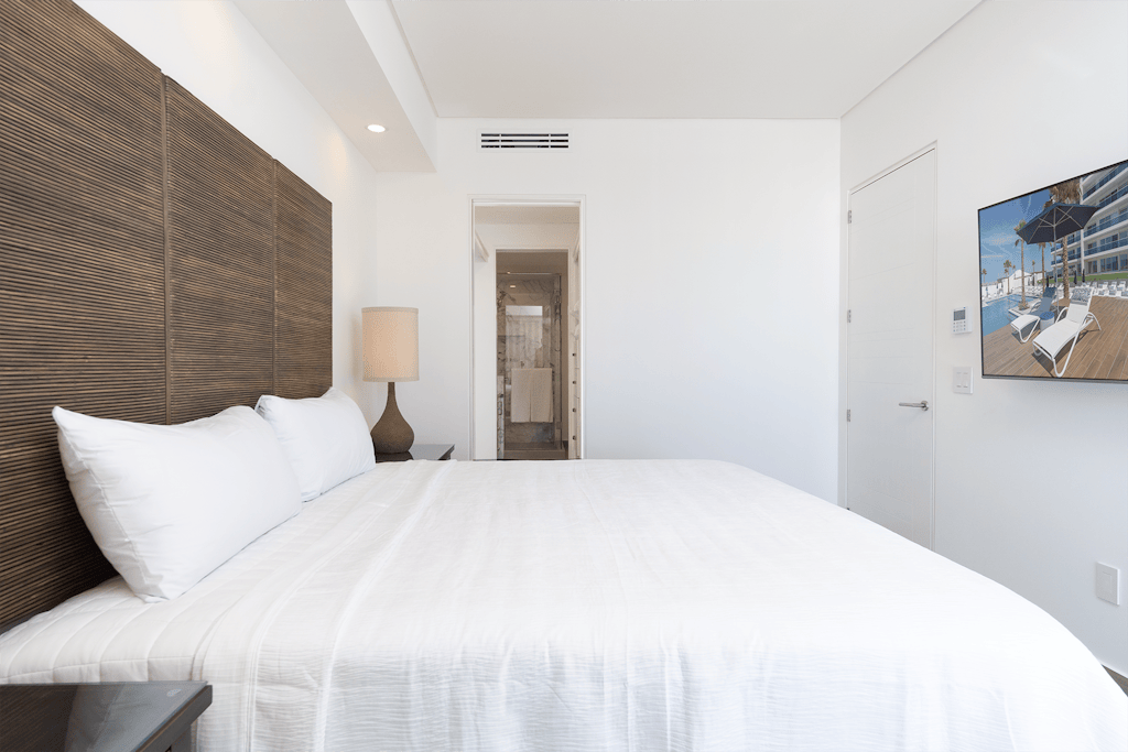 Splash in The New Lazy River/Stay in Modern Luxury  Encantame C-403