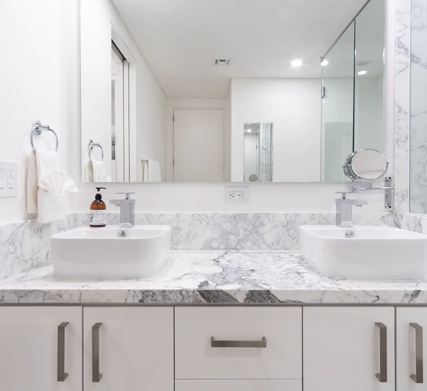 Encantame Towers Velero 403