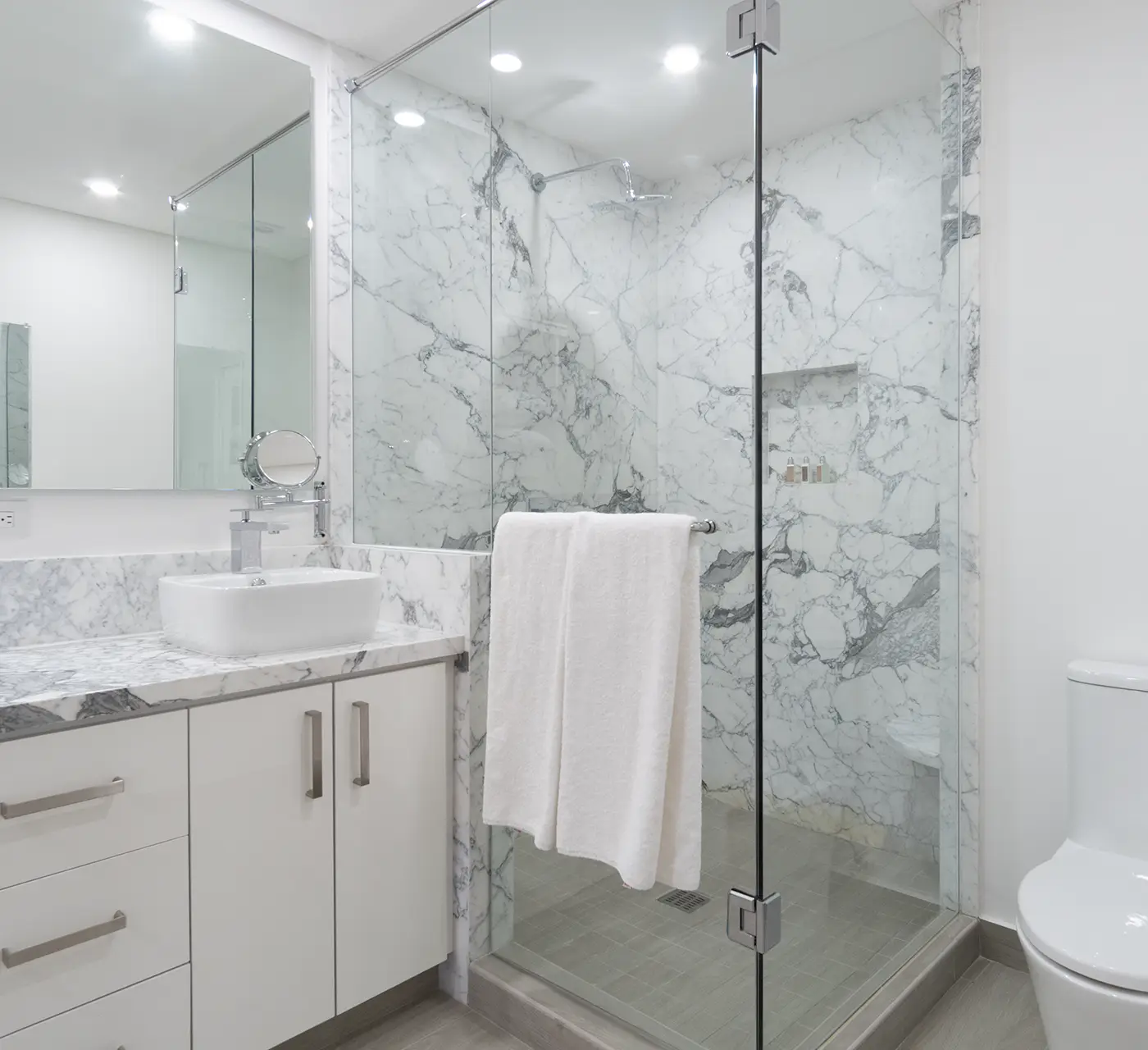 Encantame Towers Velero 403