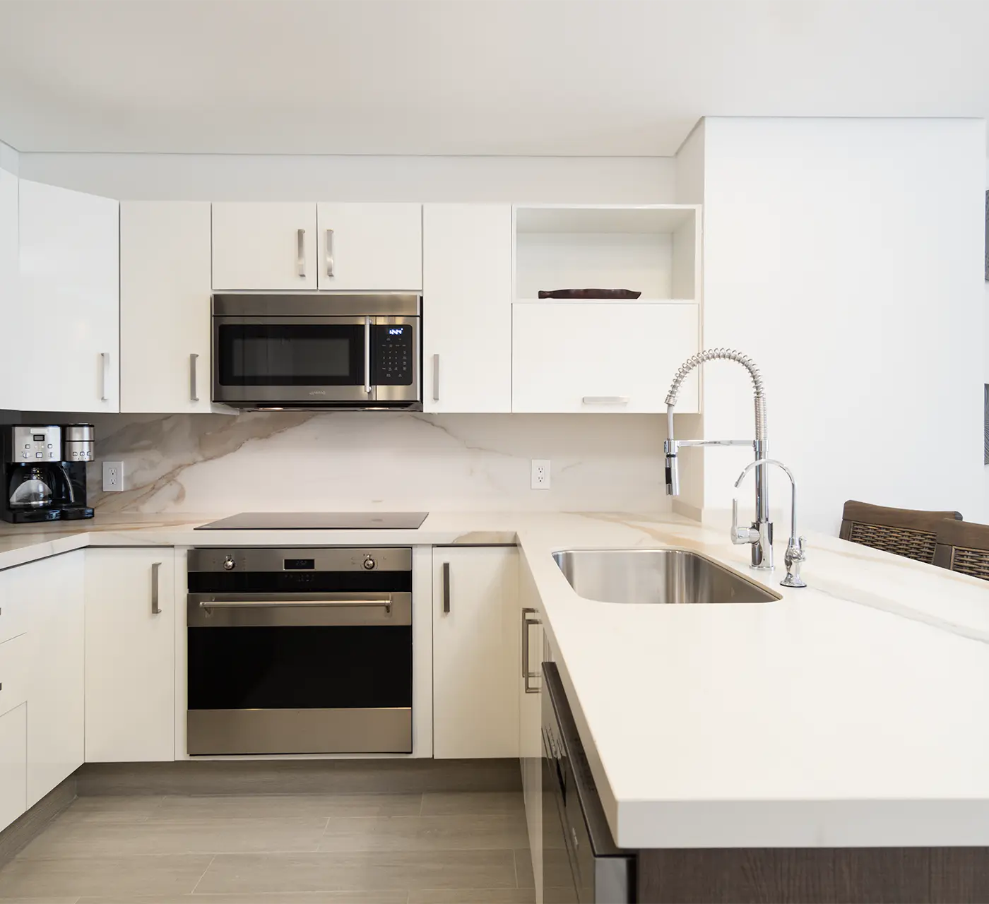 Encantame Towers Velero 403