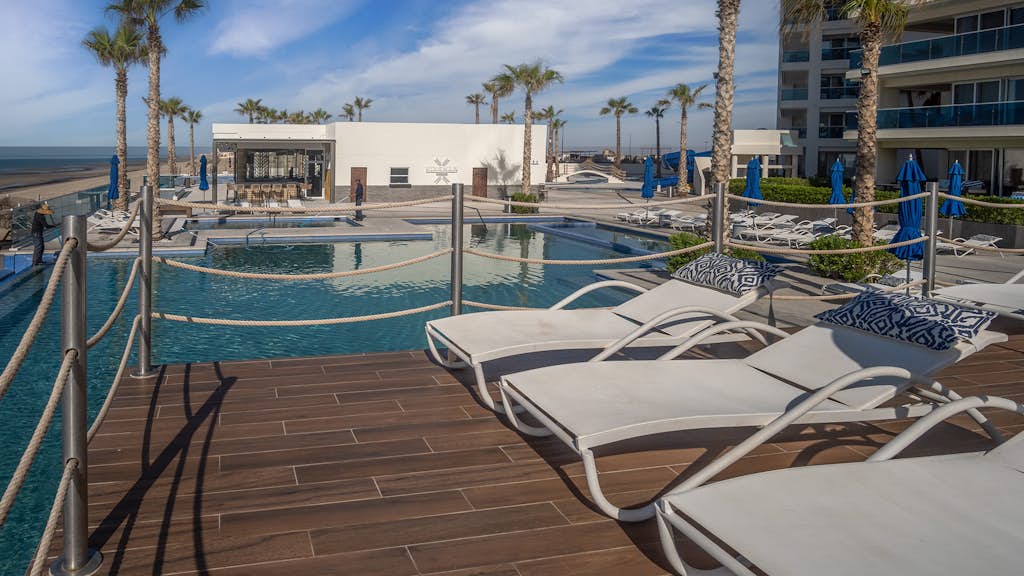 Splash in The New Lazy River and Sleep In Luxury Encantame C-1104