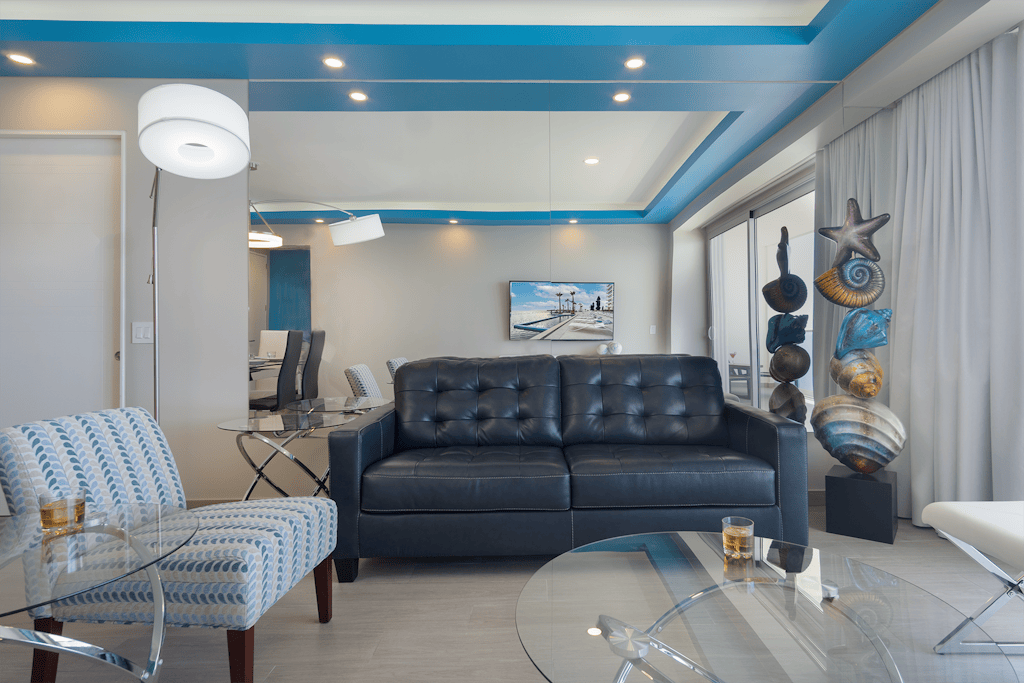 Modish 2 BR Condo at Encantame Towers Velero 2204