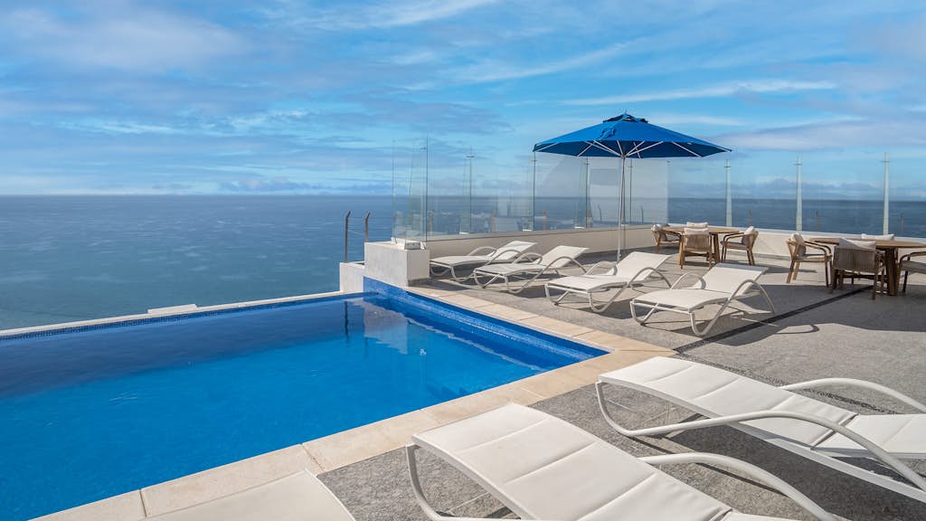 Splash in The New Lazy River and Sleep In Luxury Encantame Towers Velero 2203