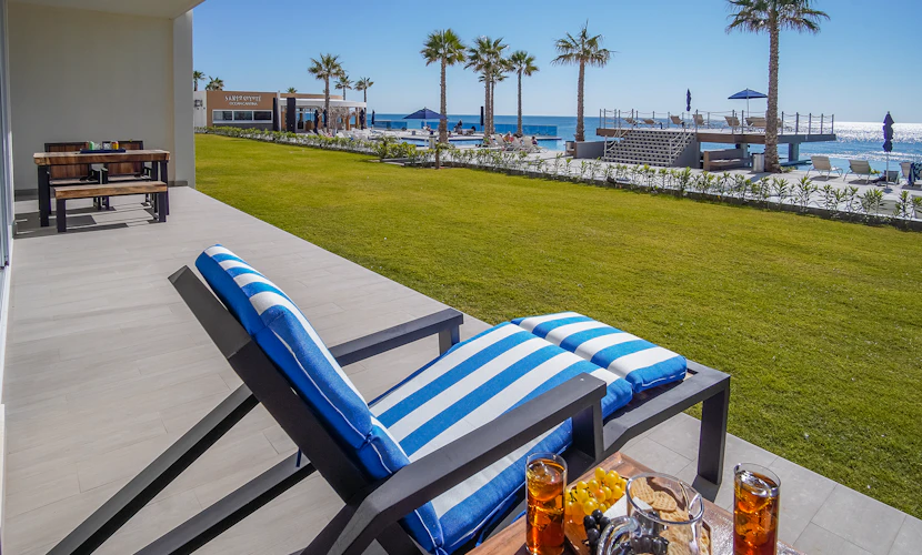 Marvelous 2 bedroom condo Encantame Towers Velero 102