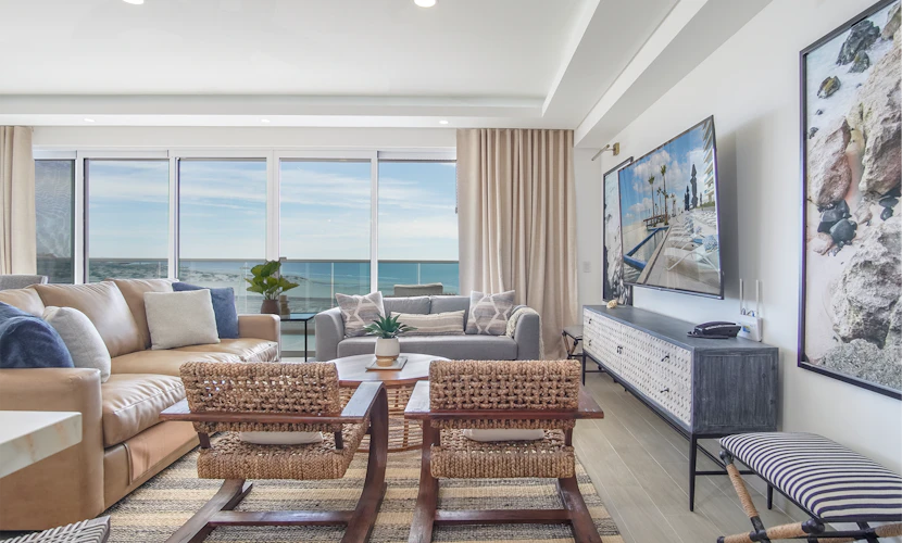 Awesome 3 bedroom condo Encantame Tower E 301