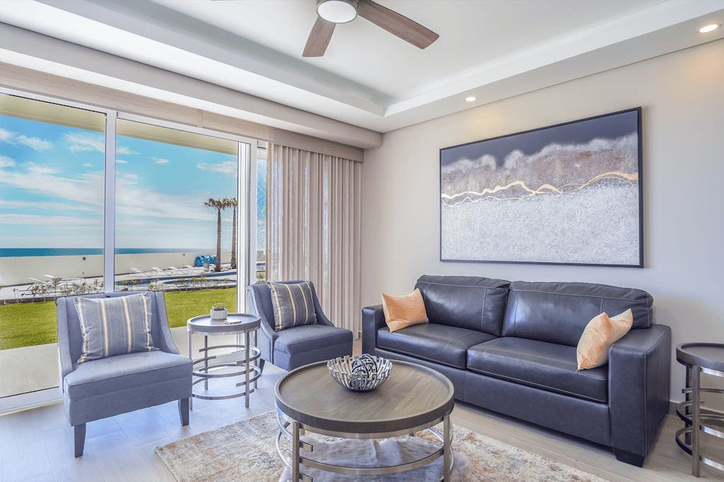 Spectacular 2 bedroom condominium Encantame E102