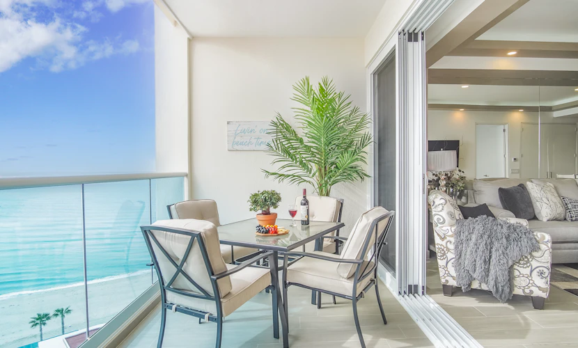 Stunning 1 bedroom condominium (Encantame Verano 1003)
