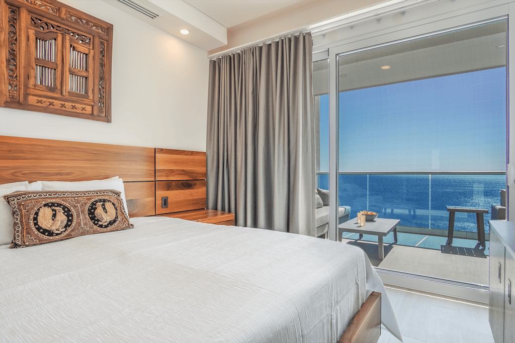 Sensational 2 bedroom condominium (Encantame Velero 1502)