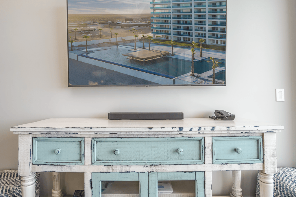 Imagine coming to this gorgeous 2 bedroom condo E1002