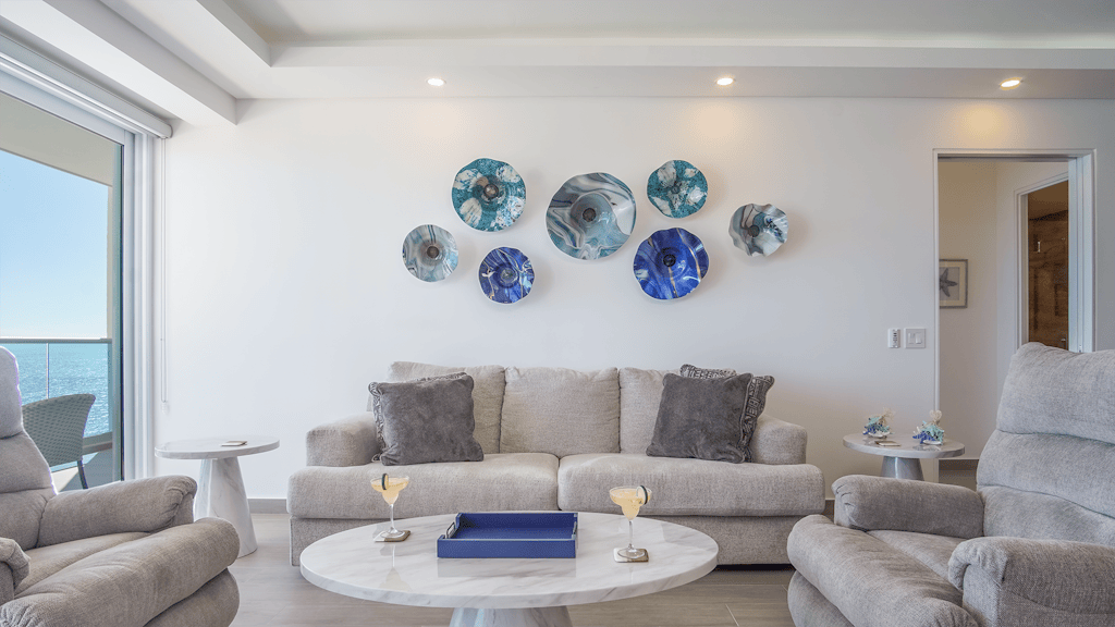 Perfect family 2 bedroom condo E1804 Encantame