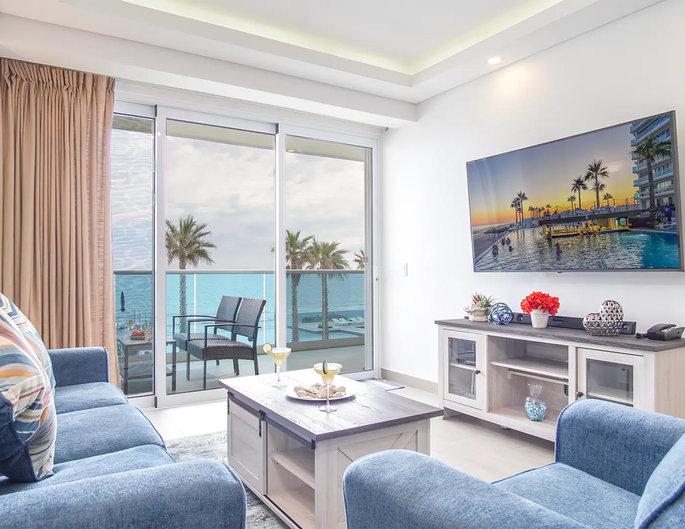 Encantame Towers Velero 203
