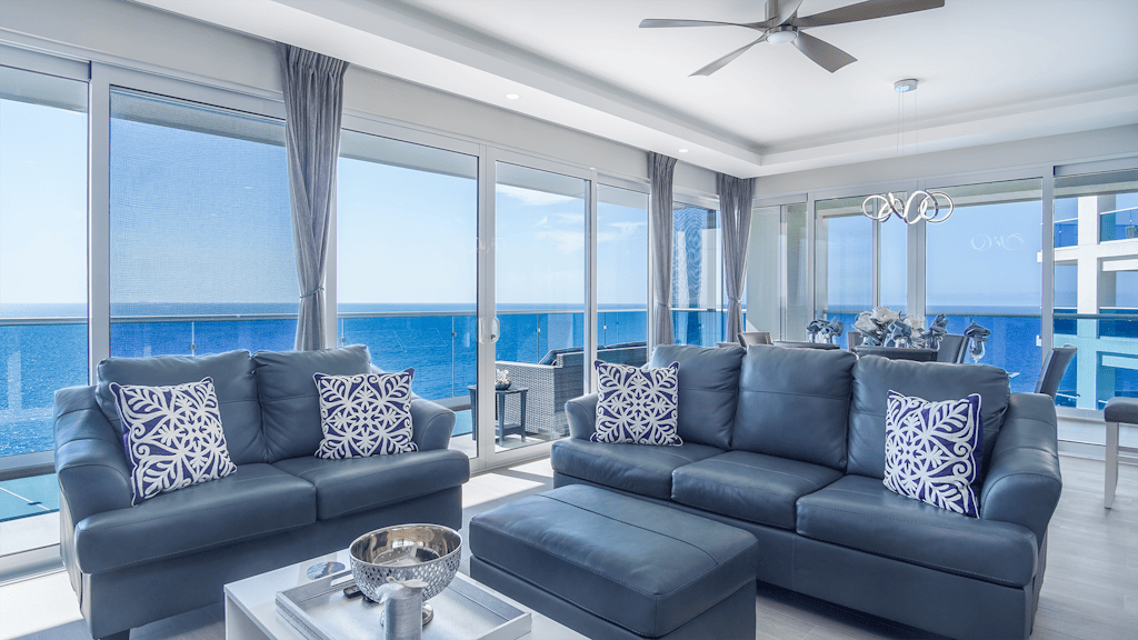 Ocean front condo E2105