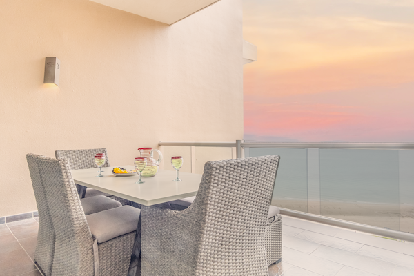 Las Palomas Phase II Cabrillo 904 Exceptional Oceanview 2BR 2BA Unit.