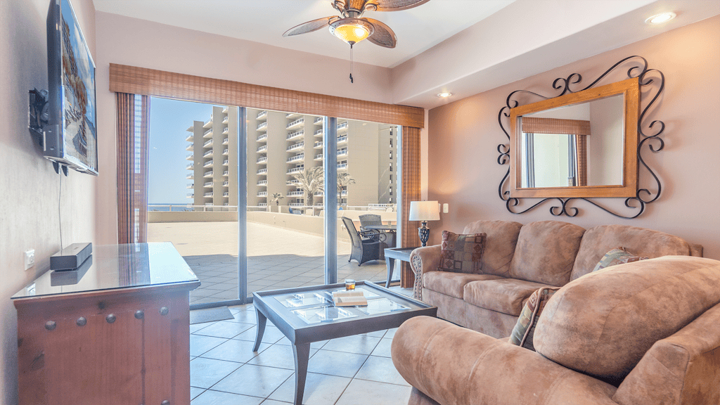 Las Palomas 3 BR 2 BA Topaz 107