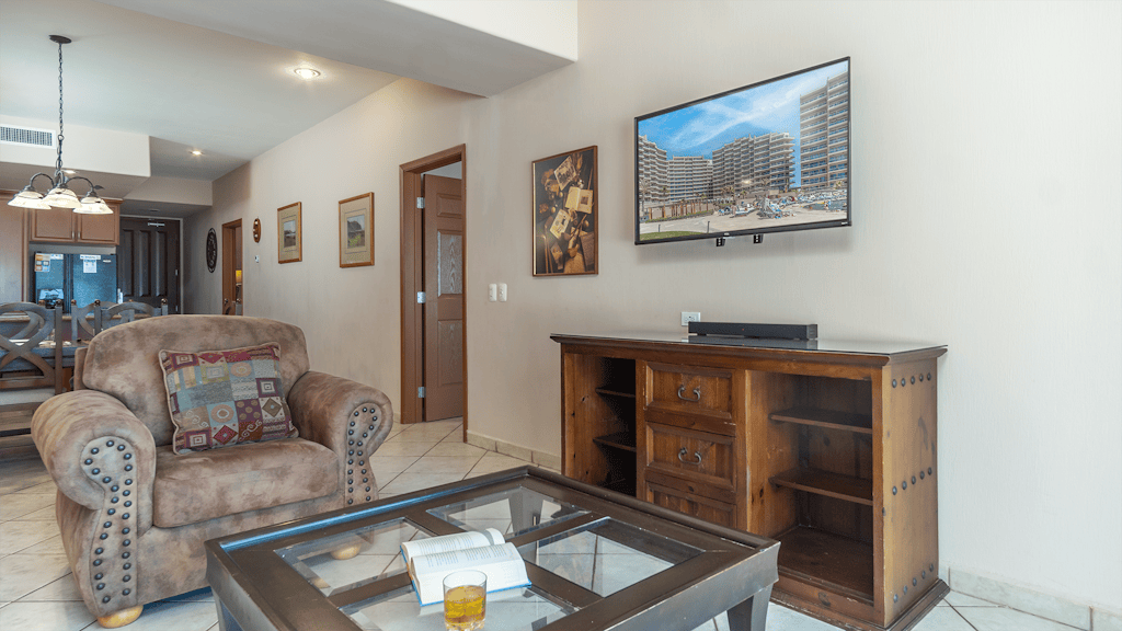 Las Palomas 3 BR 2 BA Topaz 107