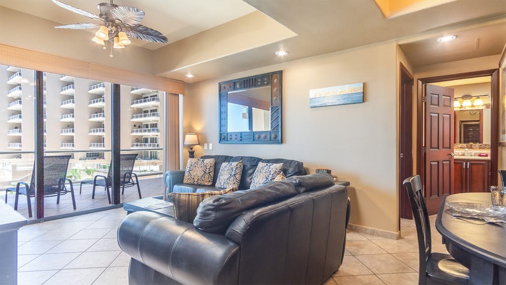 Las Palomas Phase I Topaz 201 Exceptional OceanView 2BR 2BA Unit.