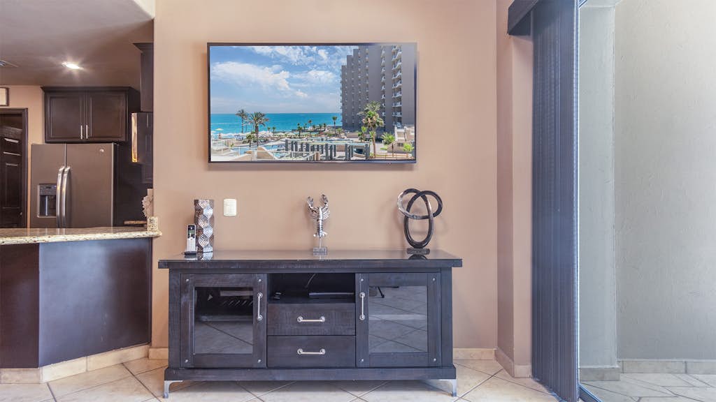 Las Palomas Phase I Topaz 202 Exceptional OceanView 1BR 1BA Unit.