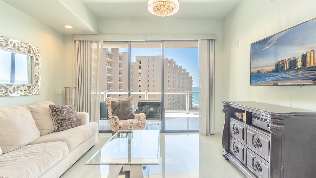 Las Palomas Opalo 601 3BR 2BA Ocean view Unit
