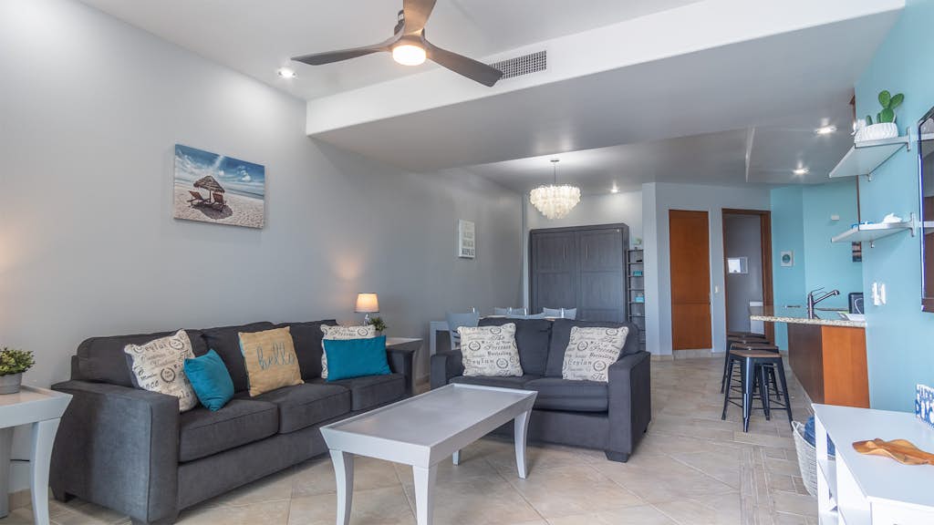 Las Palomas Phase II Coronado 605 Exceptional Oceanfront Unit.