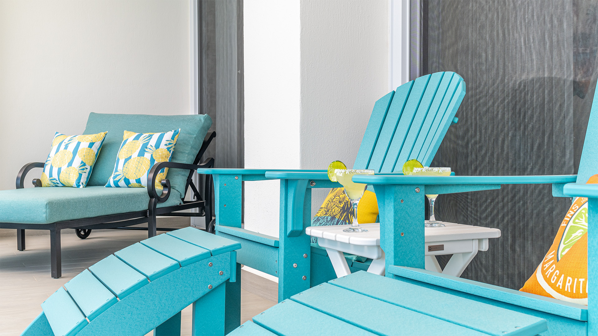 Luxury modern condo at Encantame Towers W1405