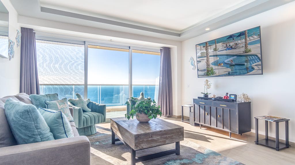 Beautiful two bedroom condo - Viento 2104